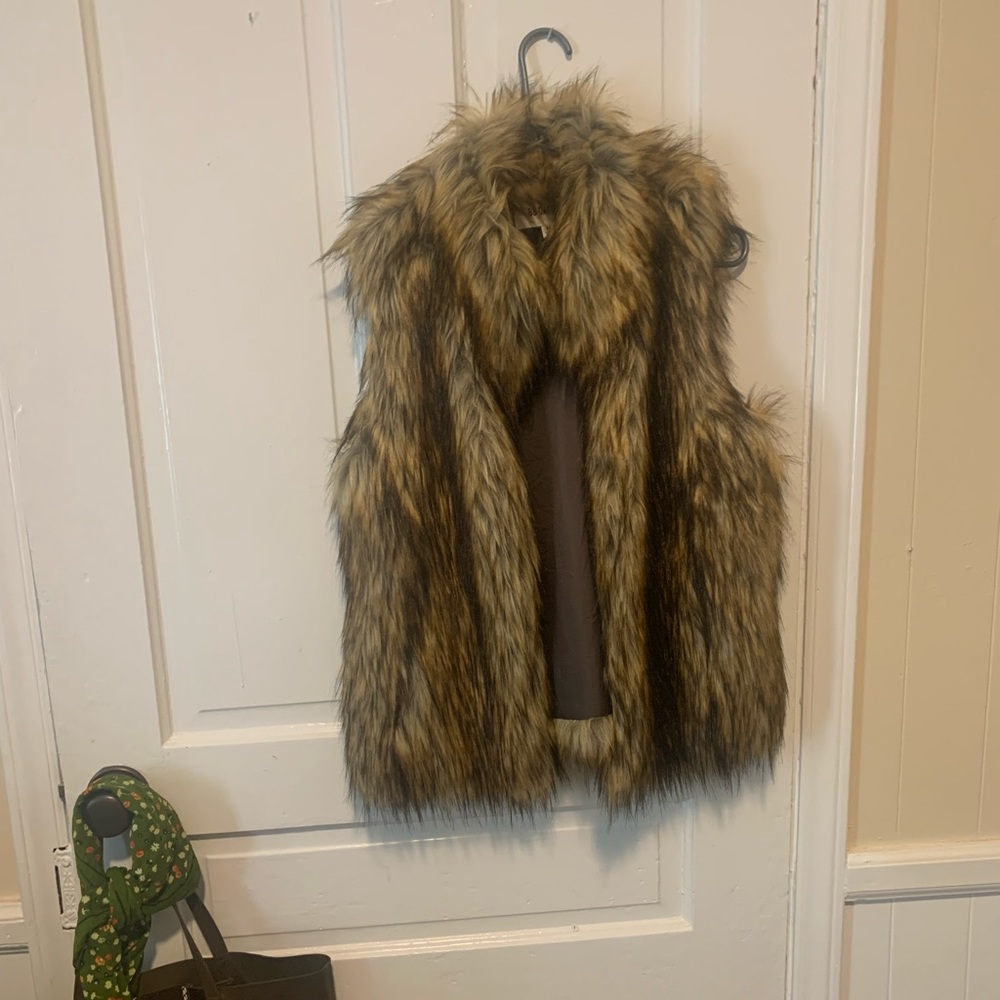 BB Dakota Faux Red Fox Fur Vest